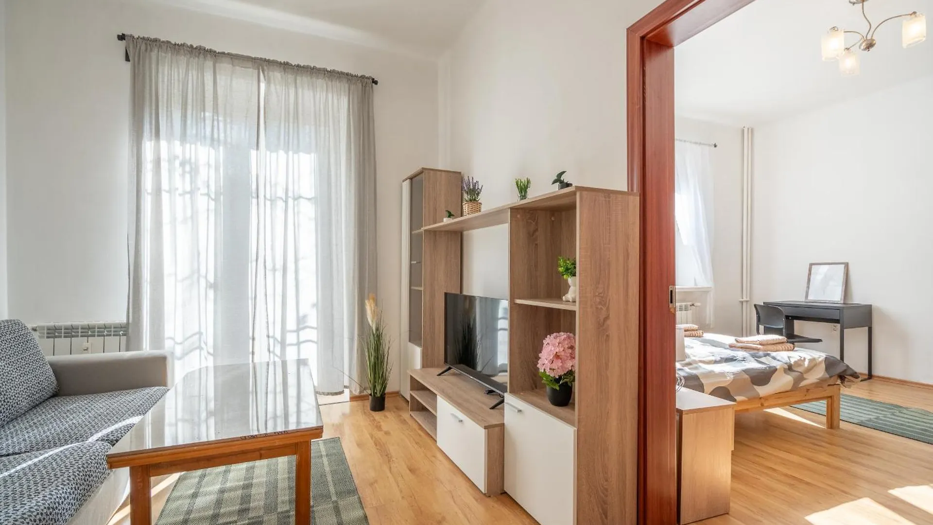 2 Bdr Central Home Next To The National Stadium Sofia Appartement