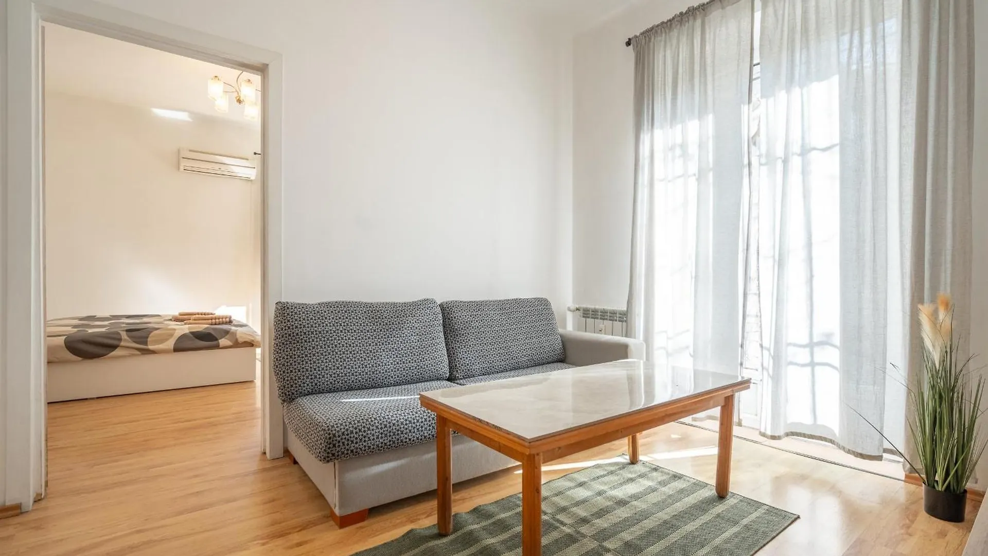 2 Bdr Central Home Next To The National Stadium Sofia Appartement