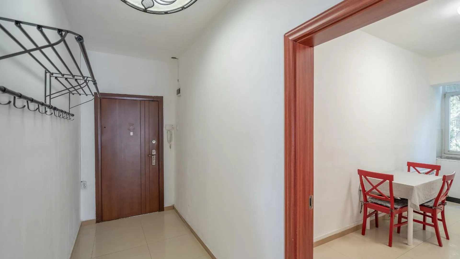 2 Bdr Central Home Next To The National Stadium Sofia