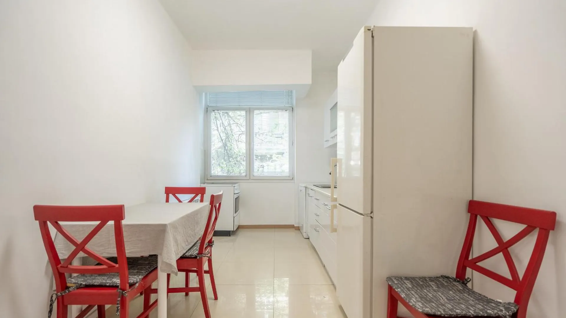 2 Bdr Central Home Next To The National Stadium Sofia Apartament