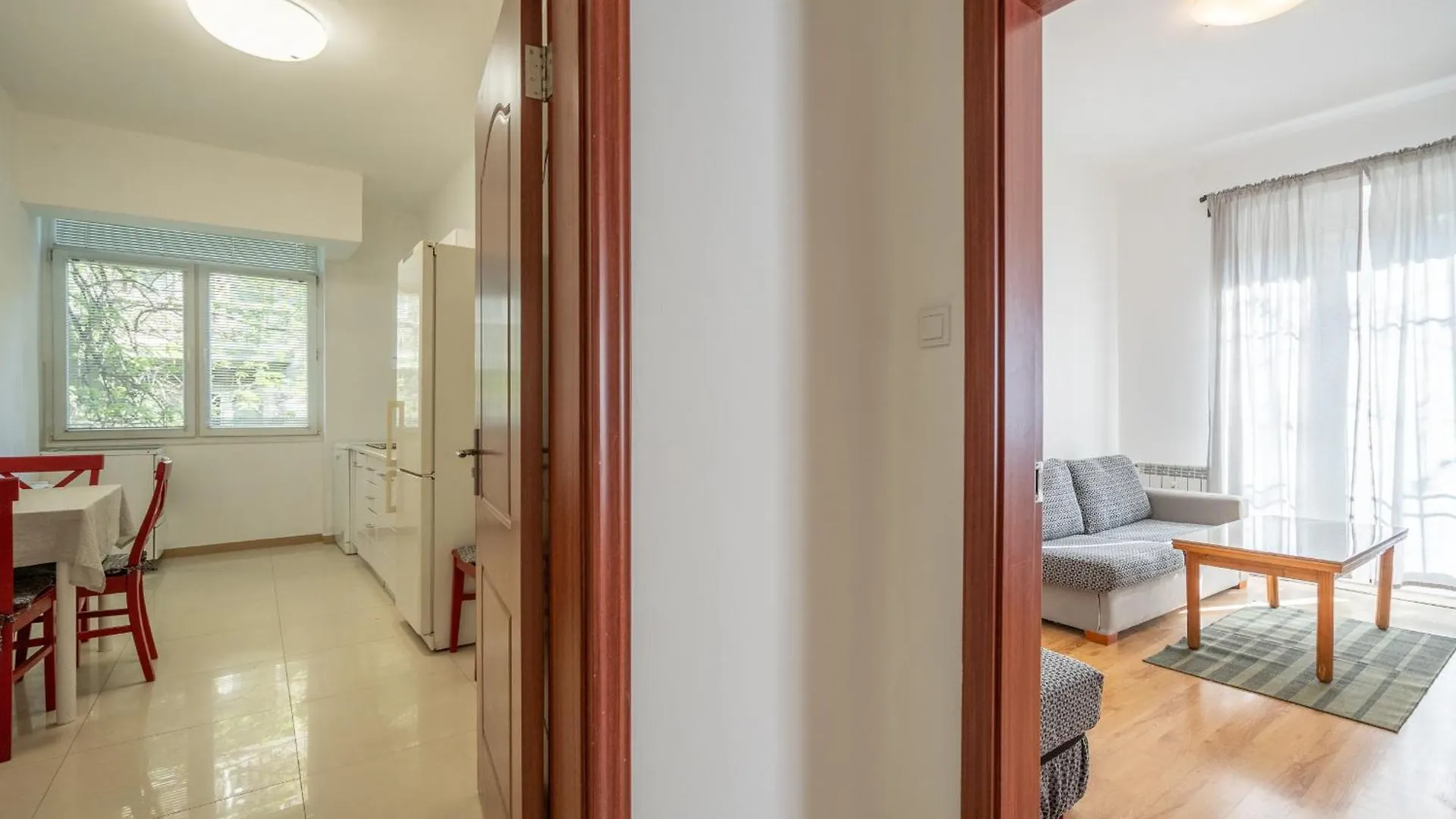 2 Bdr Central Home Next To The National Stadium Sofia